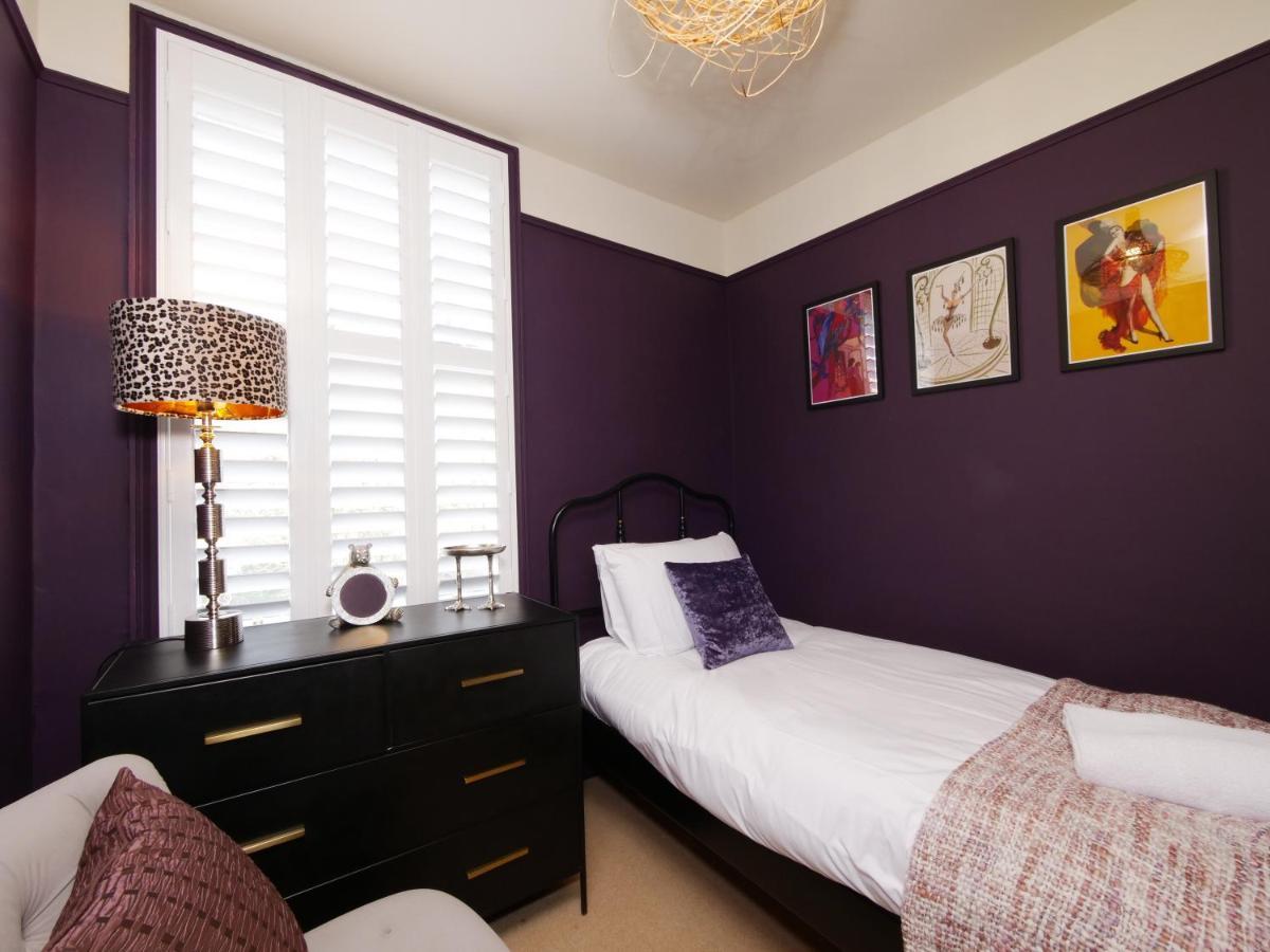 Bar Wall Cottage-City Wall Views-Sleeps 5 요크 외부 사진